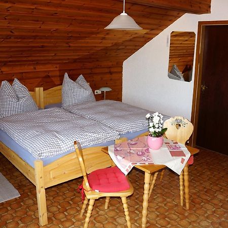 Hotel Garni Berghof Heigenbruecken 外观 照片
